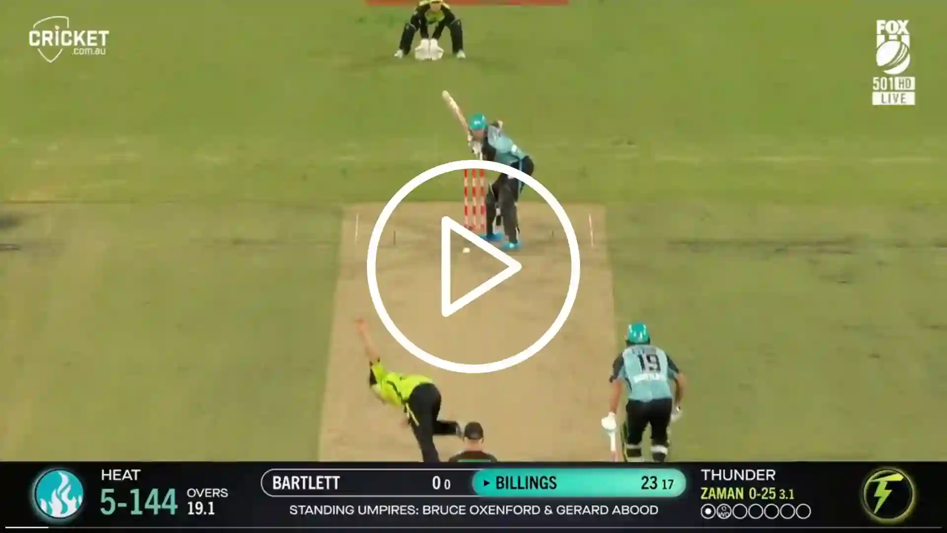 [Watch] Zaman Khan Knocks Over Ex-CSK Star On BBL 2023 Debut For Sydney Thunder